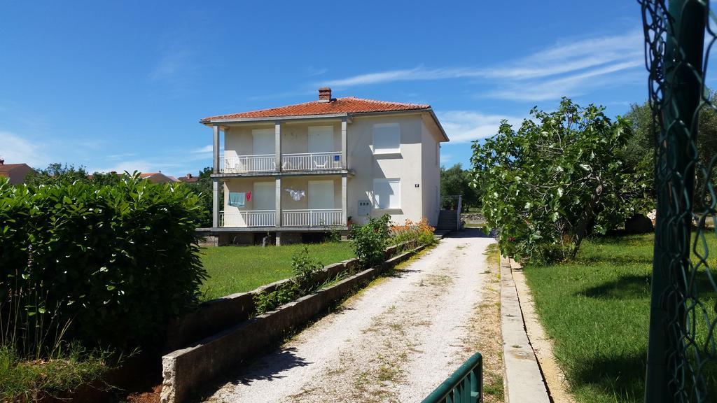 Apartment Mary Порат Екстериор снимка